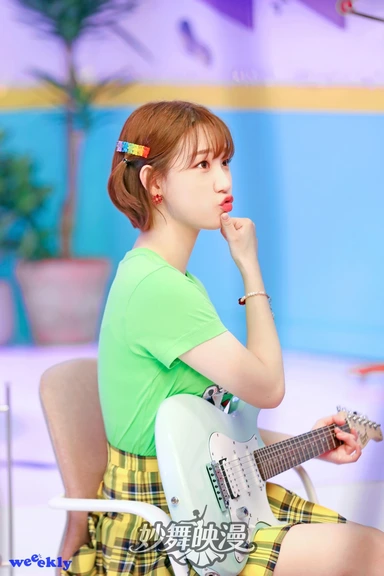 Jiyoon 申智阭：前所属韩国唱跳女团揭晓 偶像潜力全解读